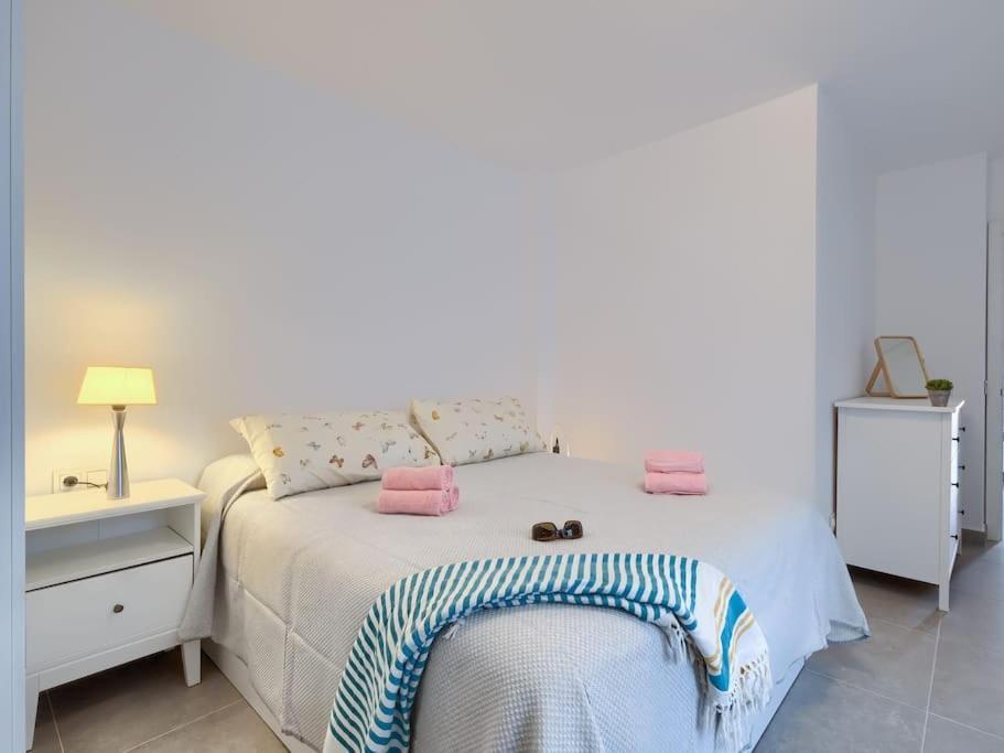 Bonito Apartamento 2 Minutos De La Playa Fuengirola Bagian luar foto