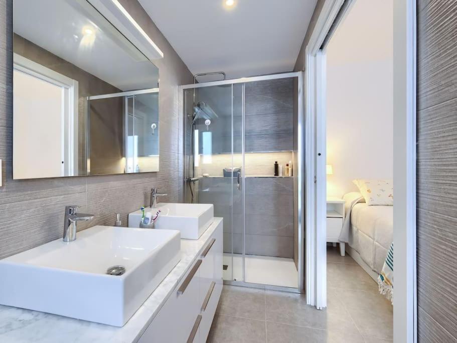 Bonito Apartamento 2 Minutos De La Playa Fuengirola Bagian luar foto