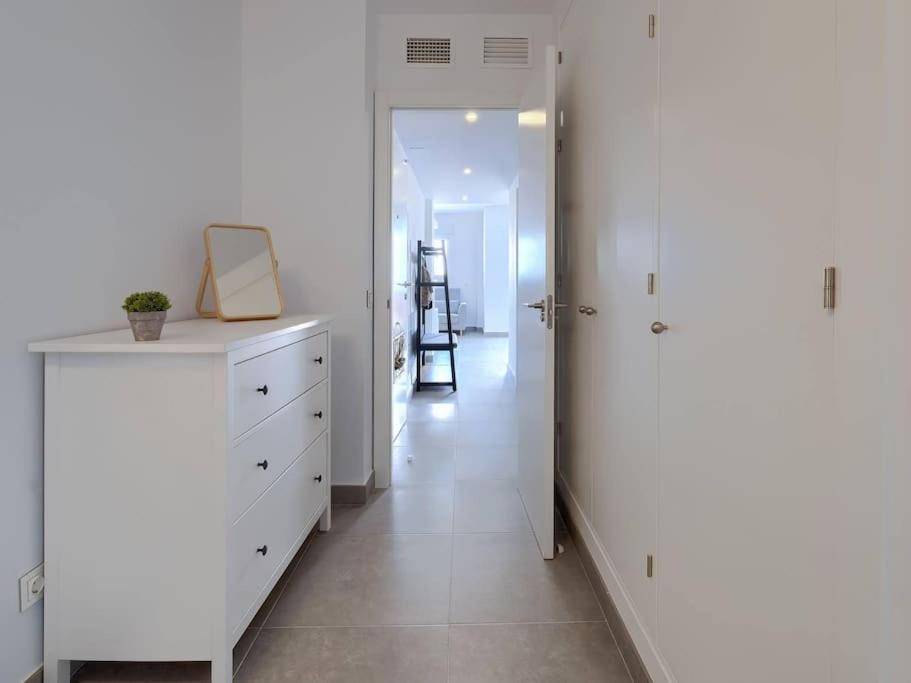 Bonito Apartamento 2 Minutos De La Playa Fuengirola Bagian luar foto