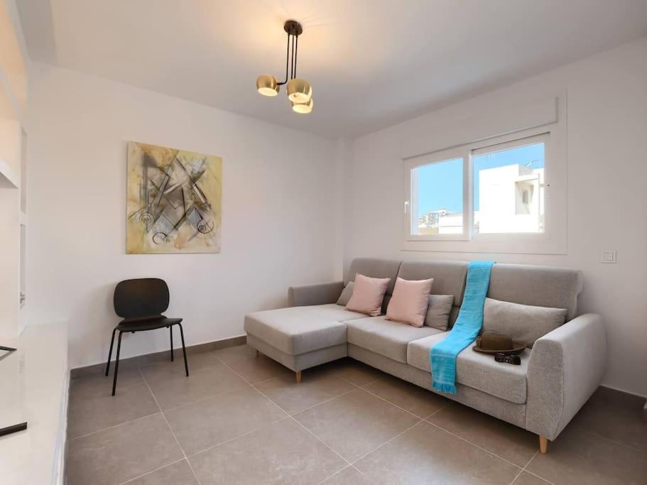 Bonito Apartamento 2 Minutos De La Playa Fuengirola Bagian luar foto